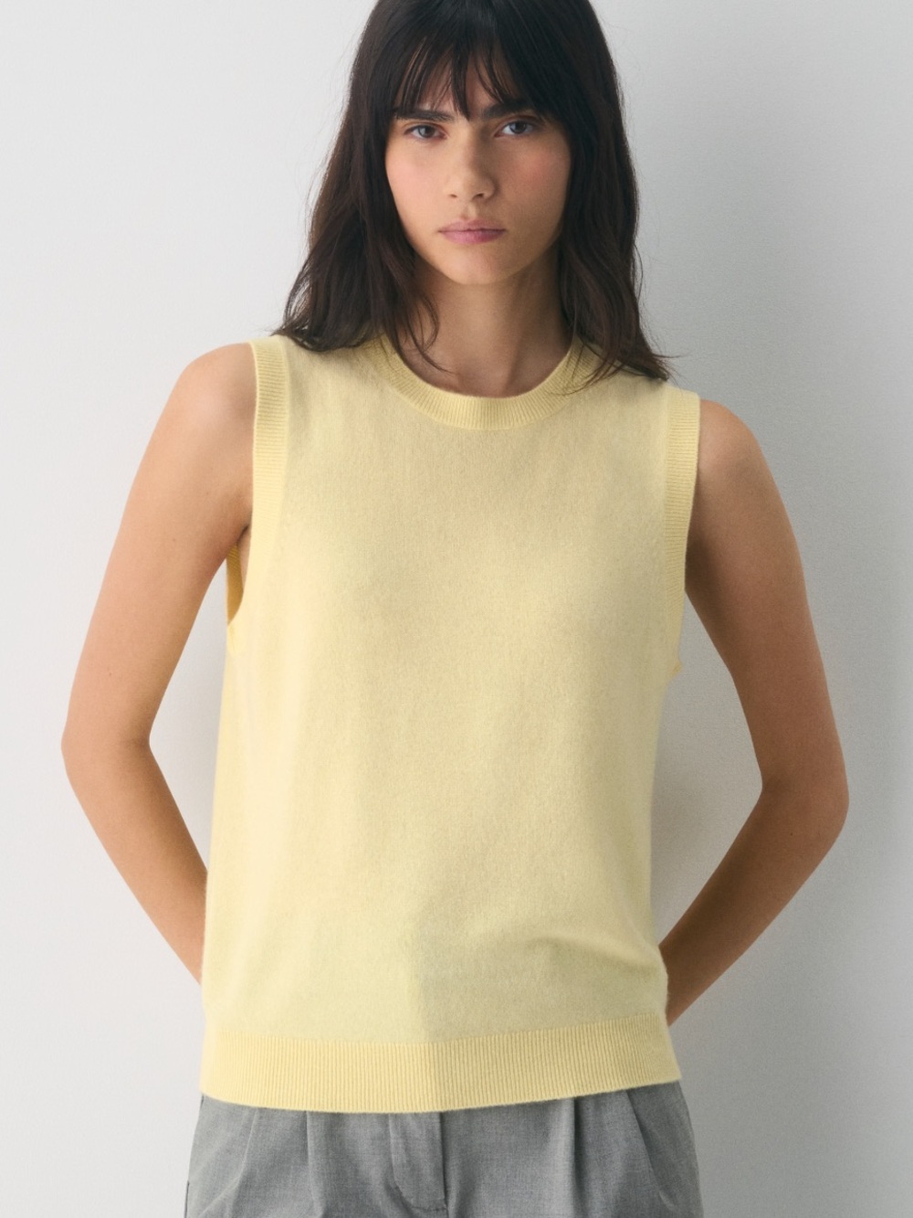 Aritzia Cashmere Vest Pale Yellow